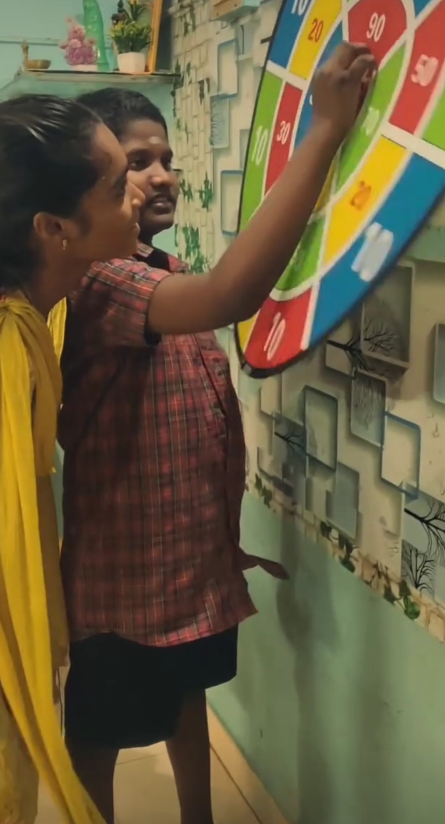 SIRIPPIN DEEPAM - Image 6